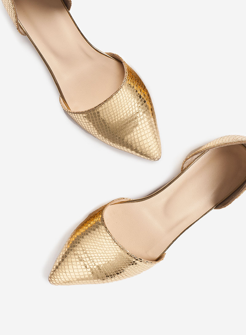 Golden Sandals – Onea